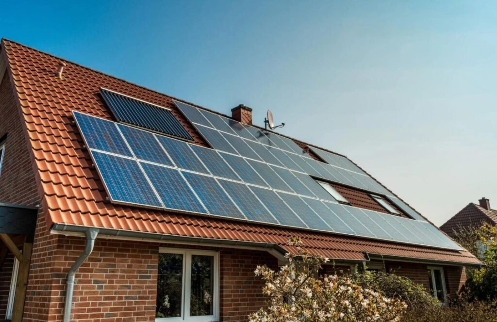 Can I Use Solar Panels to Power My Home Completely