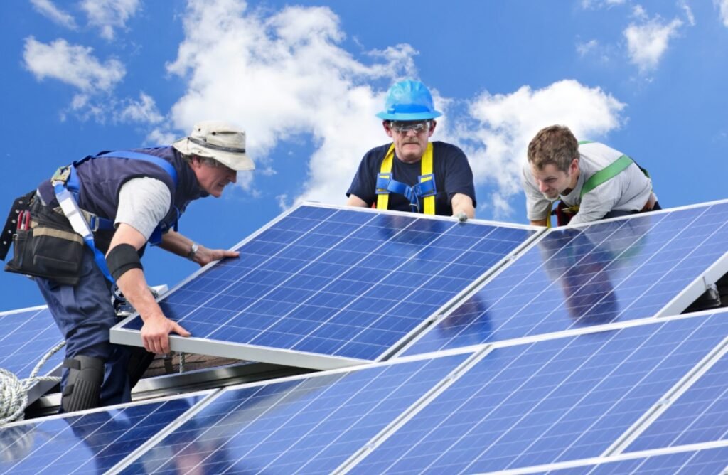 Factors To Consider When Selecting A Solar Installer For B2B Projects