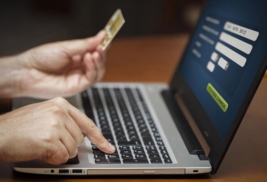 How Can I Tip With A Credit Card When Ordering Online