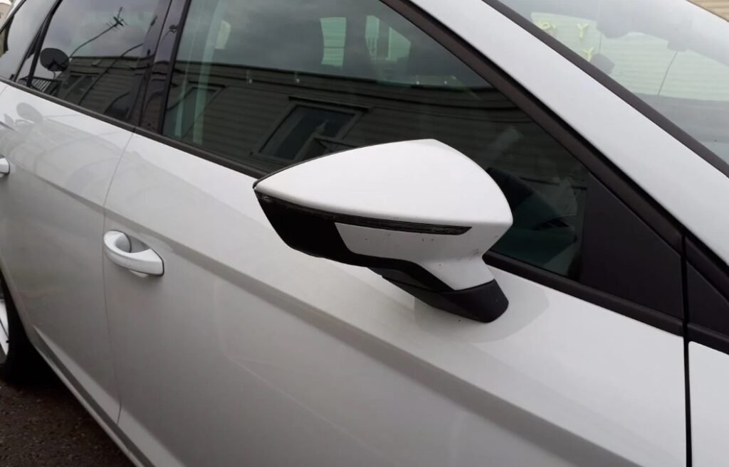 What Is the Cheapest Way to Get a Wing Mirror Painted Professionally